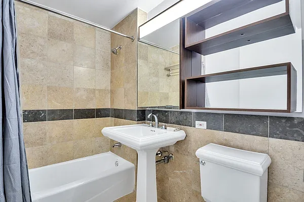 Rented by Bold New York | media 68