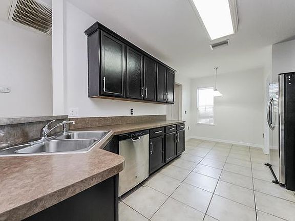4th image of 1016 Mandarin Way