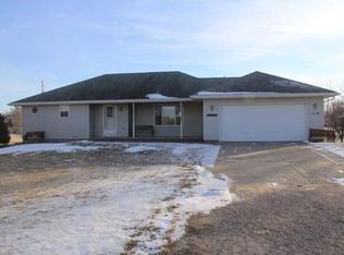 1114 Locust St, Dakota City, NE 68731