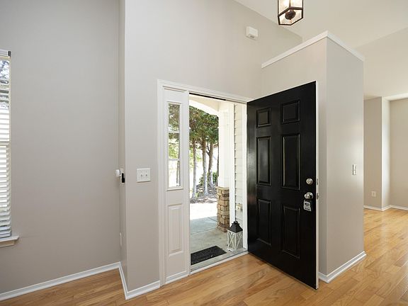 5th image of 8402 Drystone Dr