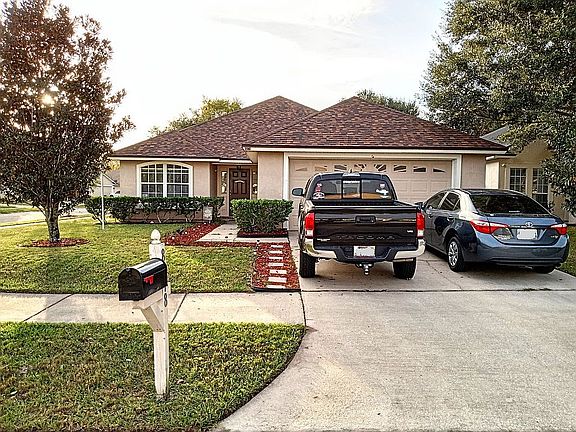 3rd image of 8078 Welbeck Ln
