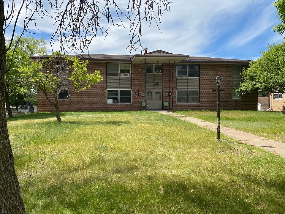 1st image of 905 Woodward Ave