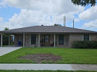 410 Walker Dr, Houma, LA 70364