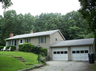 127 River Rd, Preston, CT 06365