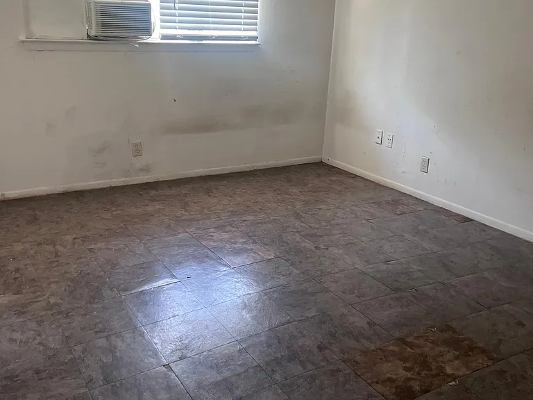 4838 Borchers Dr — Photo 3