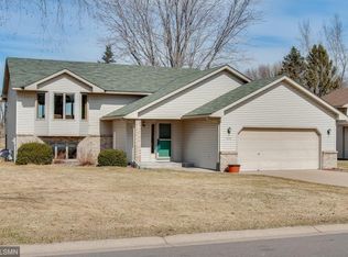 513 8th Ave NW, Forest Lake, MN 55025