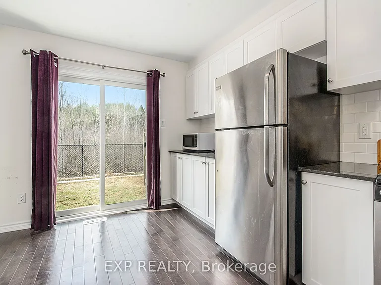 141 Maestro Ave — Photo 11
