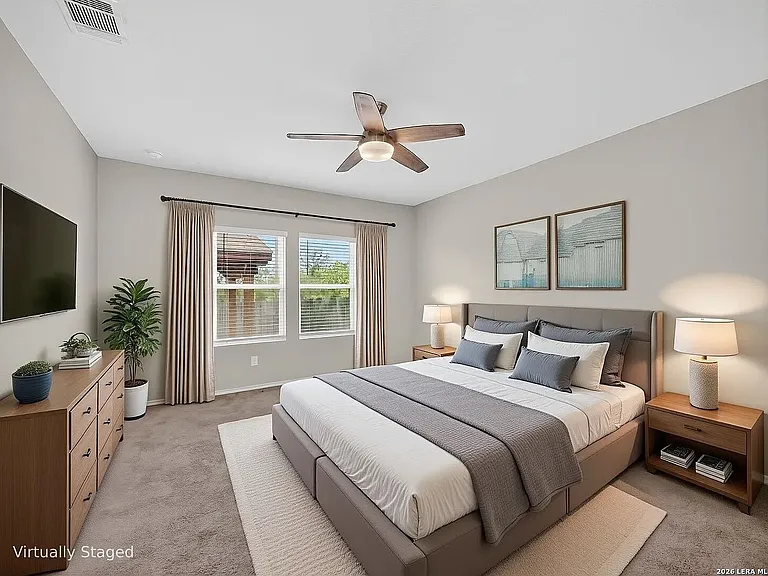 2902 Daisy Mdw — Photo 3