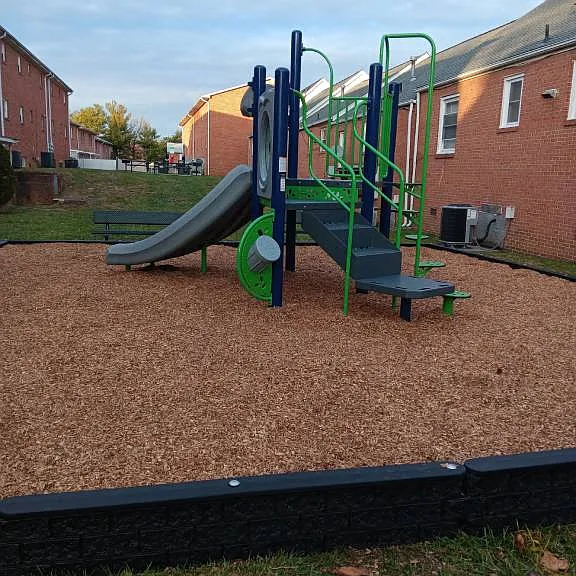 Blue Ridge Apartments — Photo 10