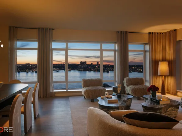 555 West 22nd Street image 1 of 18