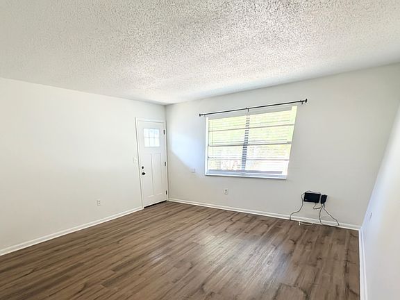 2nd image of 1132 Gilmore Ave #1132