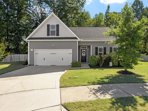 295 Fairview St, Clayton, NC 27520