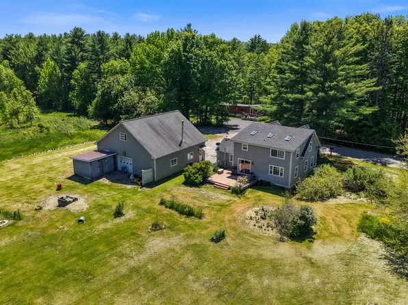 30 Lewis Road, Hermon, ME 04401