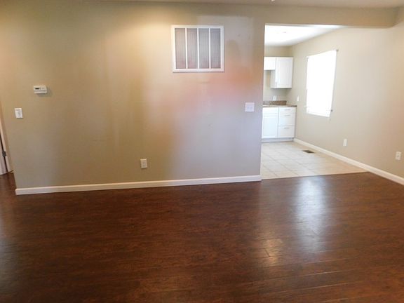 2nd image of 320 Arlington Ave