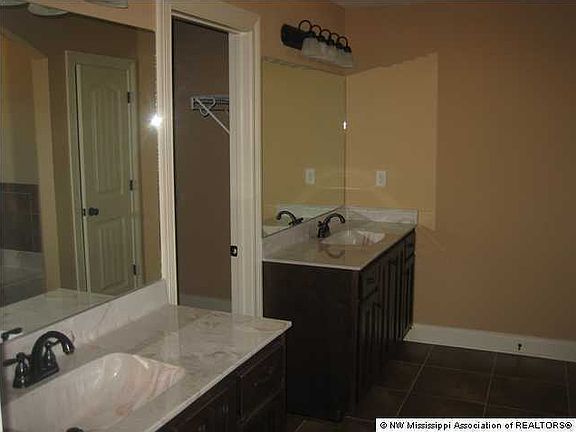5th image of 4745 West Dublin