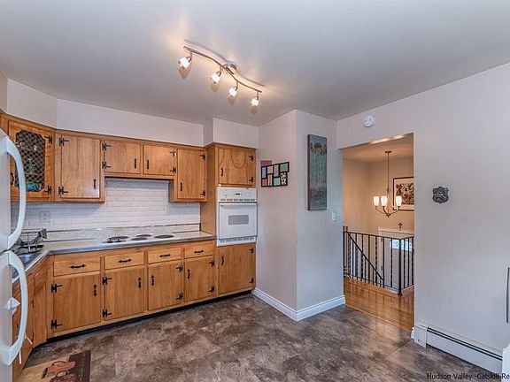5th image of 6 Highland Ave