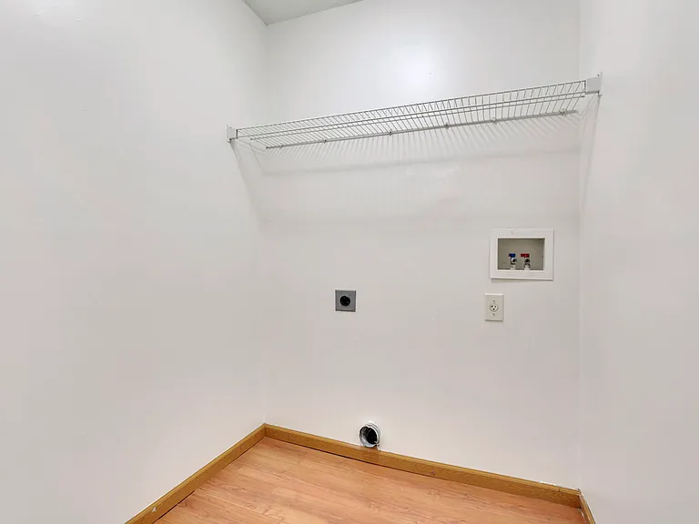7859 Chapel Stone Rd — Photo 15
