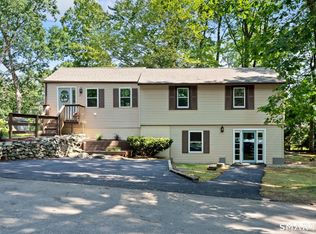 17 Ireland Drive, Coventry, CT 06238