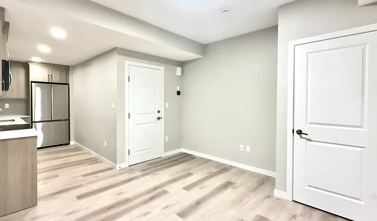 482 Edgemont Dr NW #BASEMENT — Photo 3
