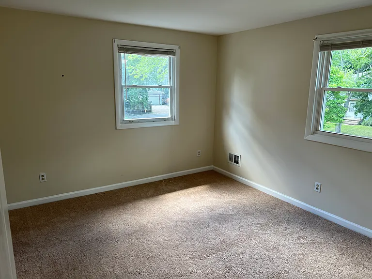 22 Thacker St #22 — Photo 7