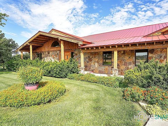 5th image of 1906 Riverview Dr