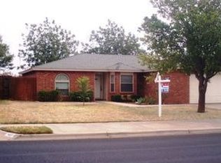1029 Iola Ave, Lubbock, TX 79416