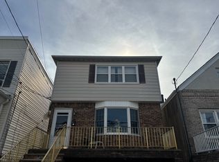 26 E 46th St, Bayonne, NJ 07002