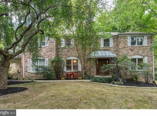 5 Curtis Park Dr, Wyncote, PA 19095