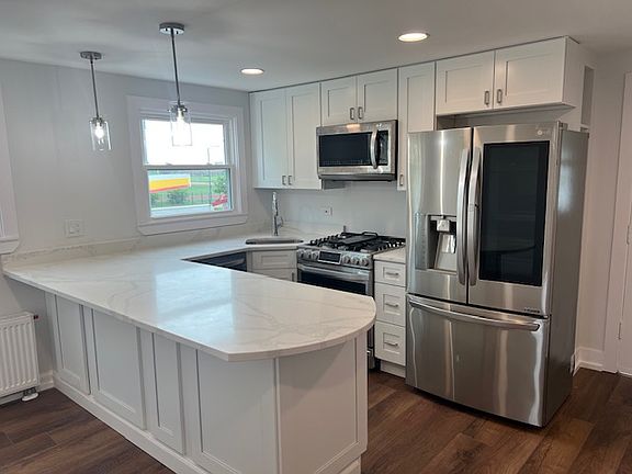 2nd image of 3947 N Oak Park Ave #2F