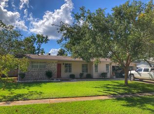 8824 Yorkshire Ct, Jacksonville, FL 32257