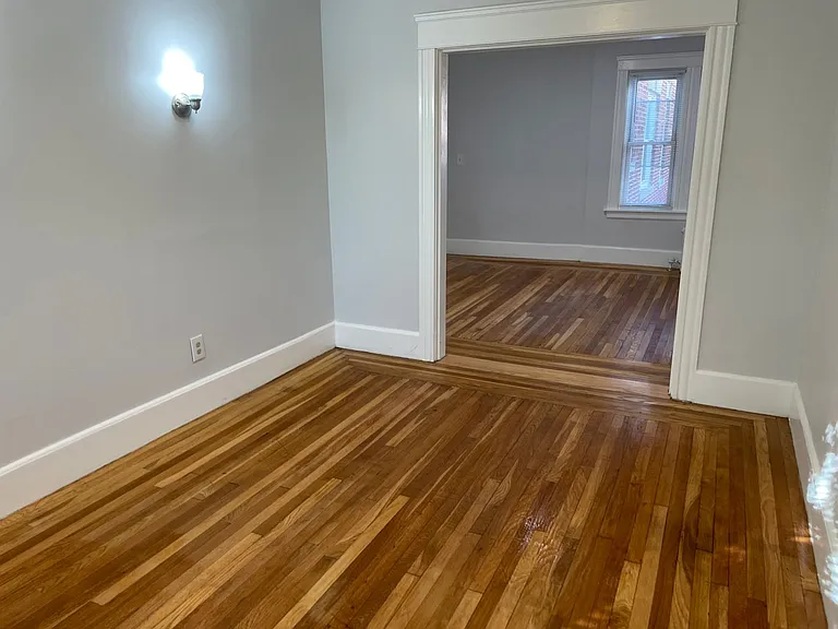 654 Elmwood Ave — Photo 6
