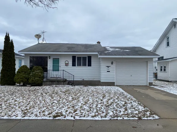516 S 3rd St, Rogers City, MI 49779