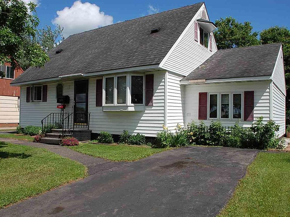 1st image of 320 Hampshire Dr