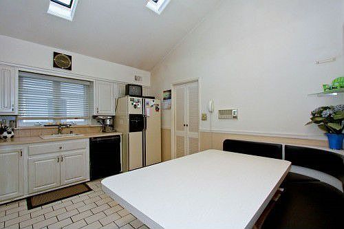 4th image of 16223 83rd St
