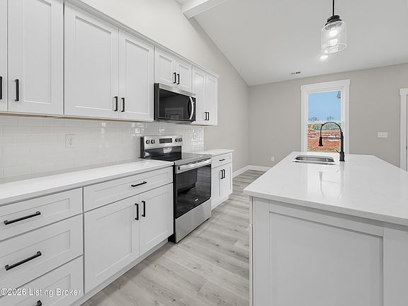 5th image of 52 Betty Boyd Ln