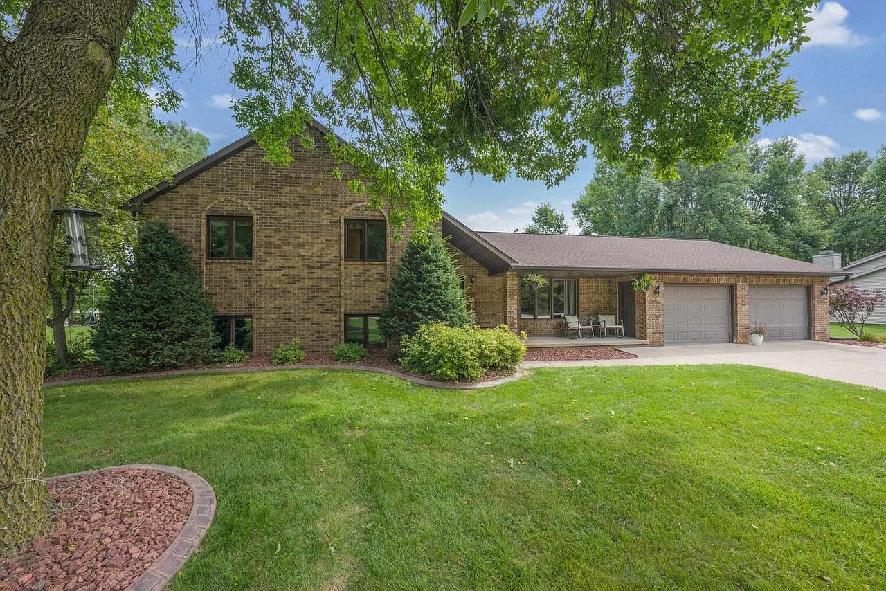 3190 Hermans Rd New Franken Wi 54229 Mls 50246694 Zillow