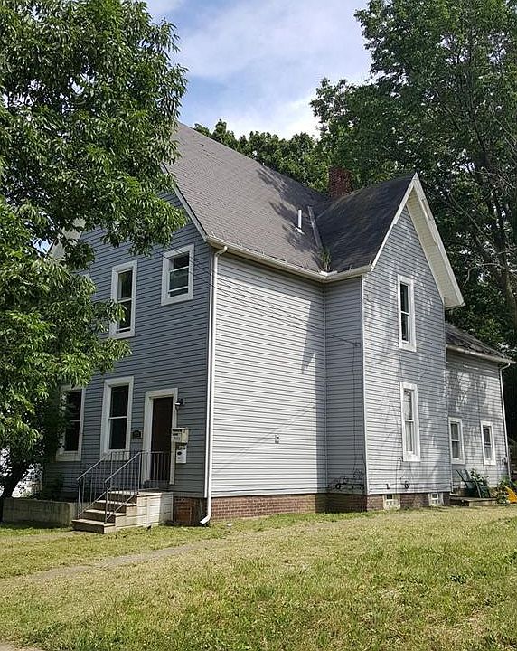 2nd image of 9603 Macon Ave