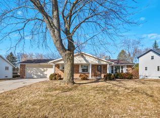 3165 Humboldt Rd, Green Bay, WI 54311