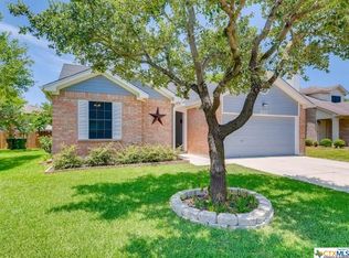 207 Sandhill Dr, Lockhart, TX 78644