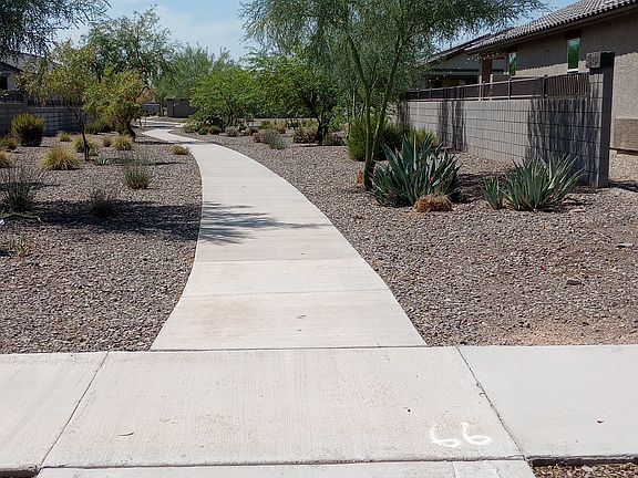 2nd image of 17809 W Jessie Ln