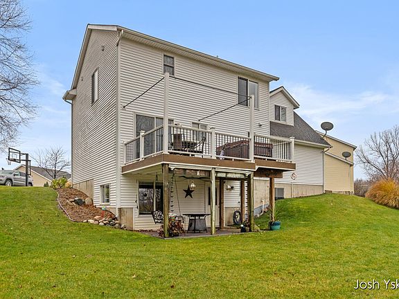 5th image of 8949 Lenter Dr SE