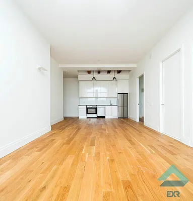 Rented by EXR | media 129