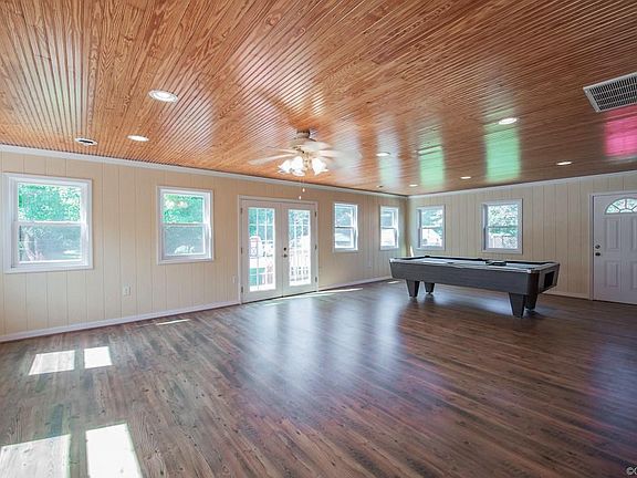 5th image of 6415 Tammy Ln
