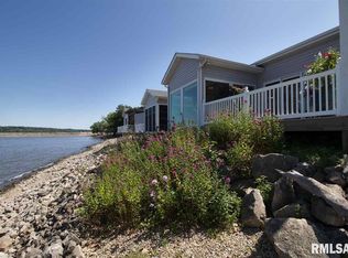 3 Lighthouse Ln, Hampton, IL 61256