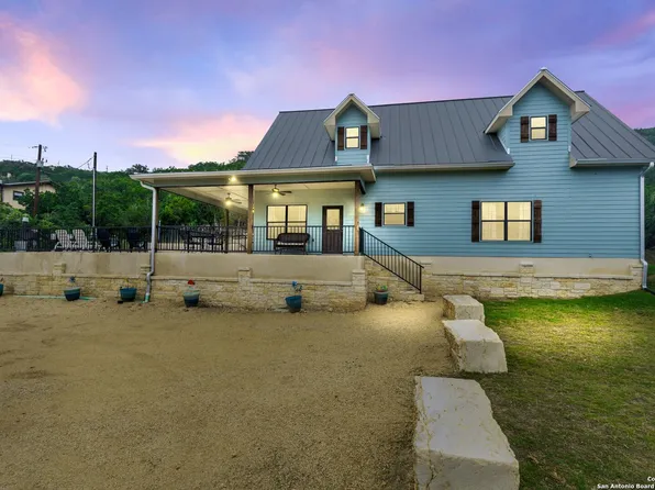 488 Canyon Oaks, ConCan, TX 78838