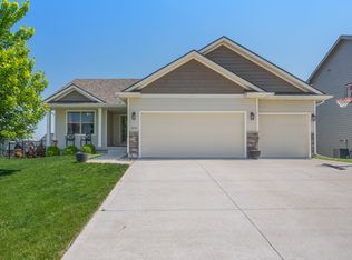 1201 NW Sunset Ln, Grimes, IA 50111
