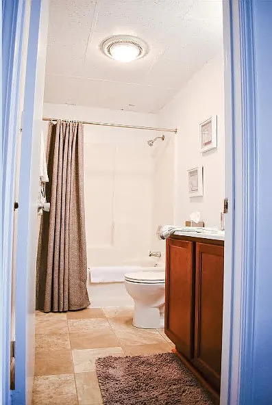 Union Square Apartments — Photo 4