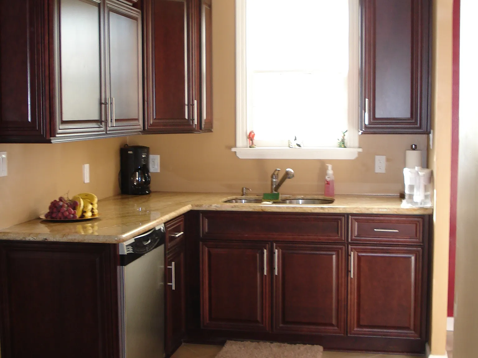 2 bed, 1450 sqft, $1,550 — Photo 2