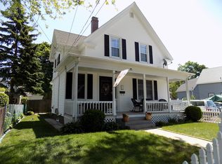 3698 Pawtucket Ave, Riverside, RI 02915