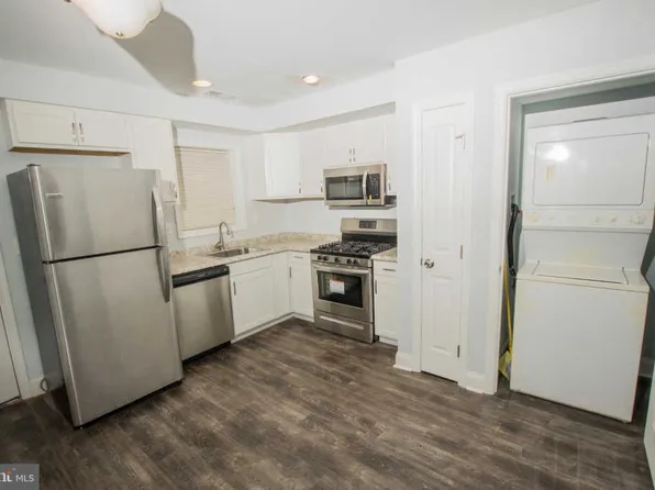 906 N Payson St, Baltimore, MD 21217